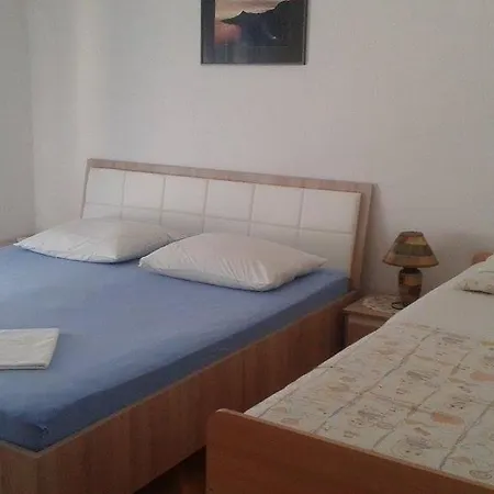 With A Parking Space Stanici, Omis - 11376 Daire